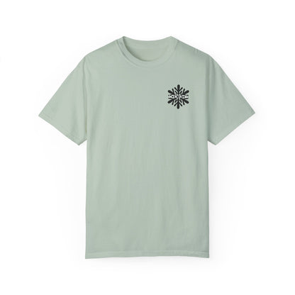 Unisex Garment-Dyed T-Shirt with Snowflake Design - Cozy & Trendy Casual Wear